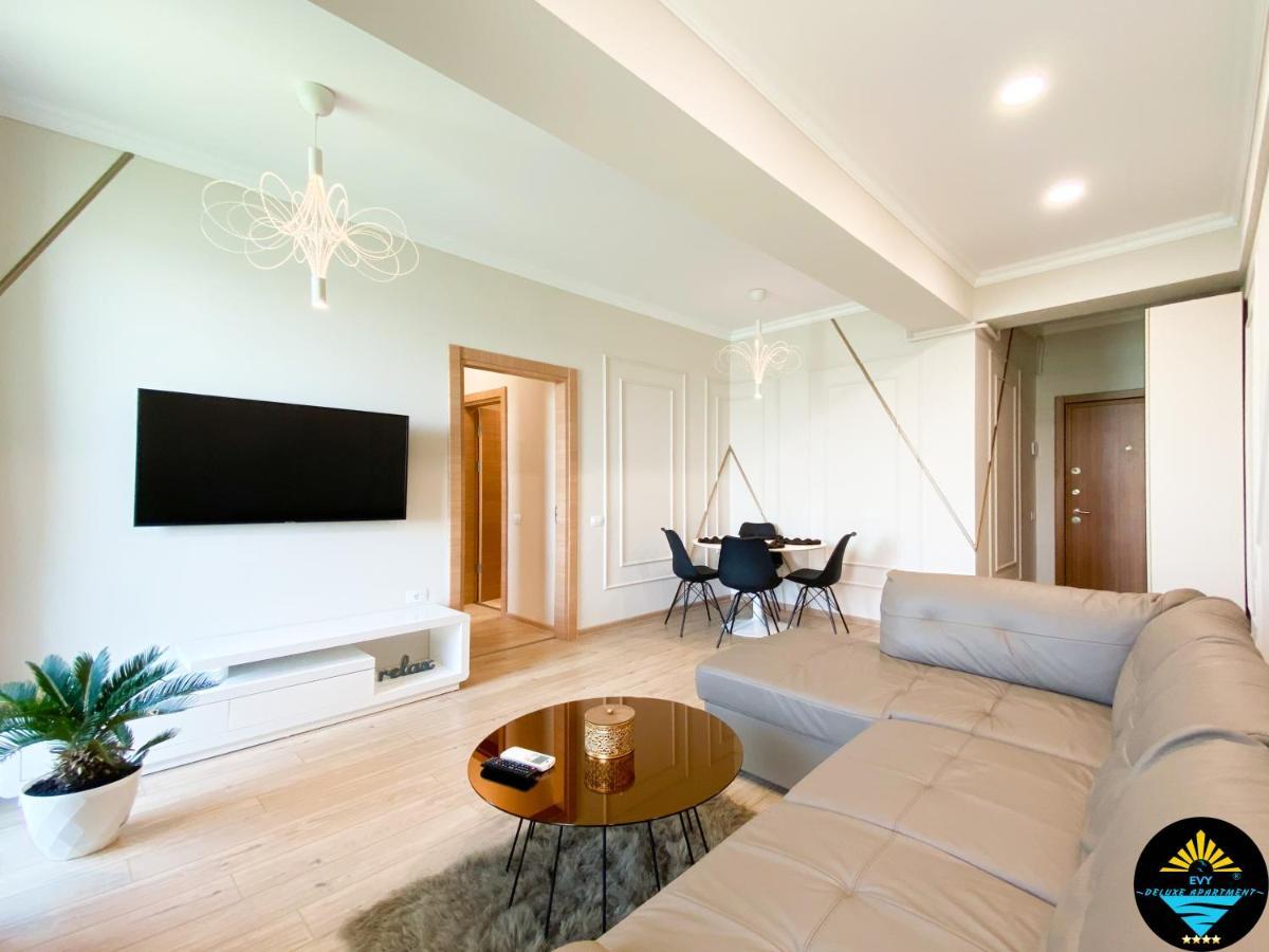 Evy Deluxe Apartment 마마이아 외부 사진