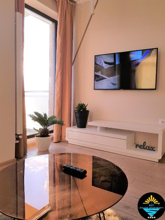 Evy Deluxe Apartment 마마이아 외부 사진