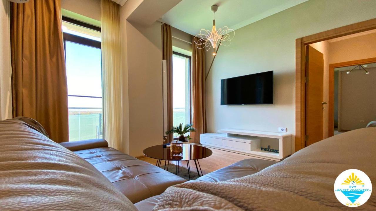 Evy Deluxe Apartment 마마이아 외부 사진